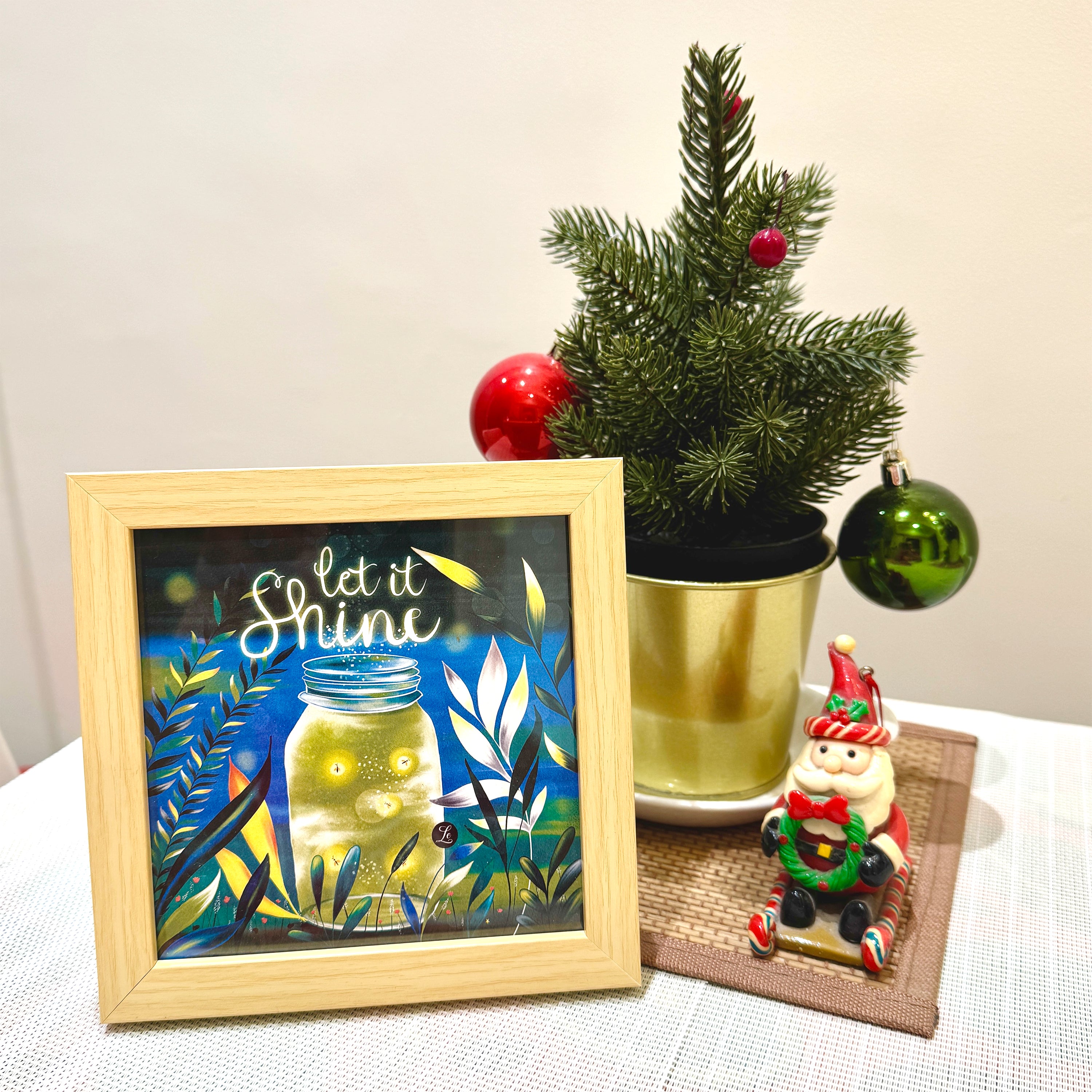 Hanging Mini Frame